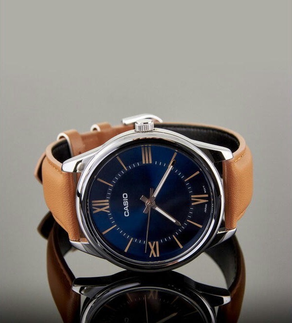 Наручные часы mtp-v005l-2b5