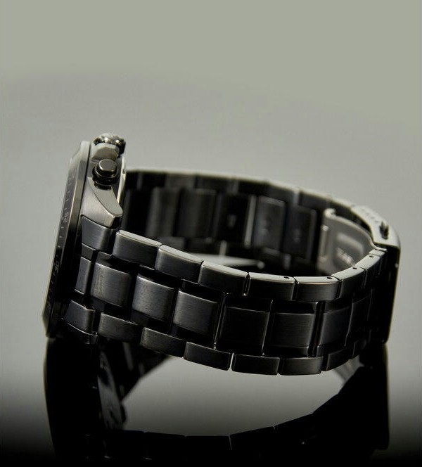 Наручные часы efv-540dc-1b