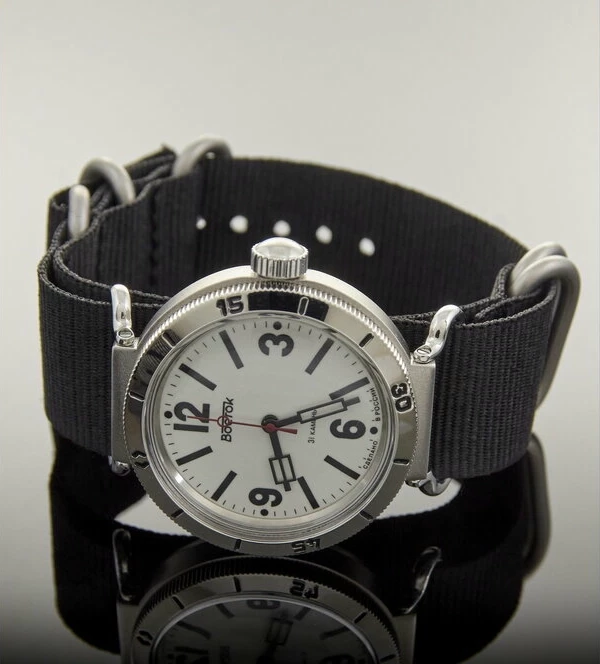 Наручные часы ВОСТОК 2415 (61068В) ремень