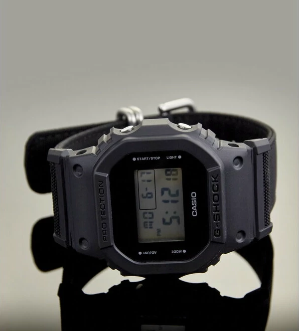 Наручные часы dw-5600bce-1