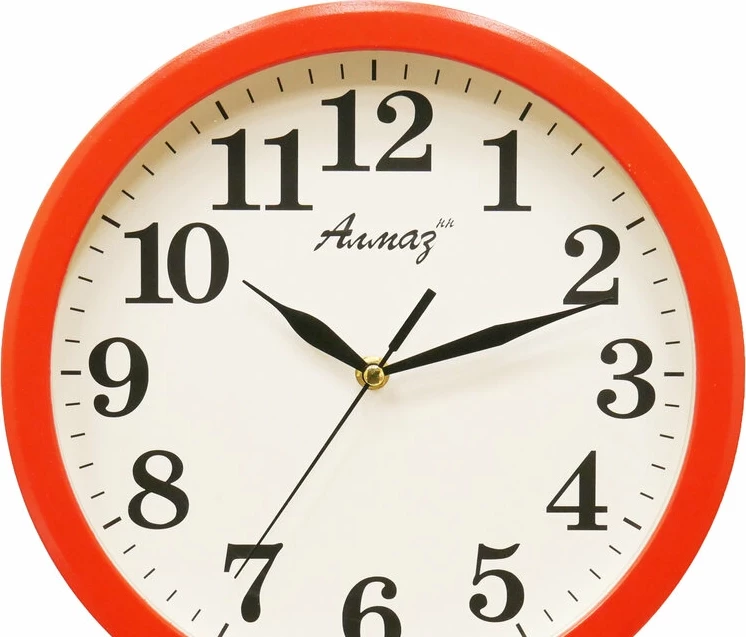 Настенные часы Алмаз 1060