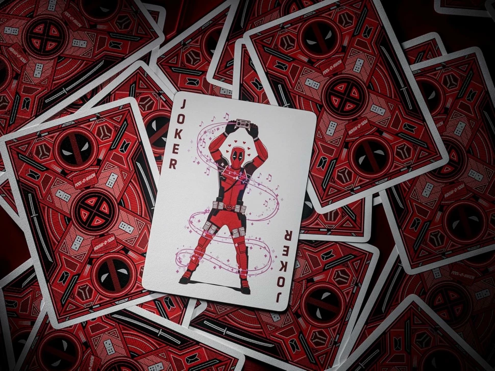 Карты "Theory11 Deadpool playing cards"