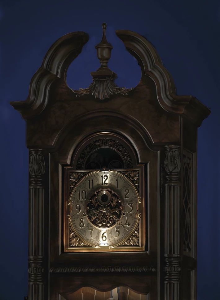  Howard Miller 611-084