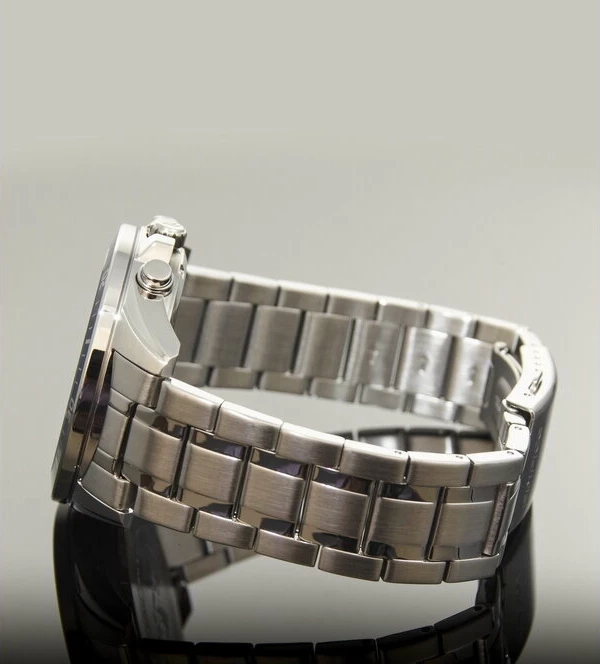 Наручные часы efr-552d-2a