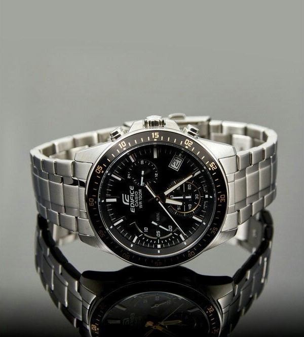 Наручные часы efv-540d-1a9vudf