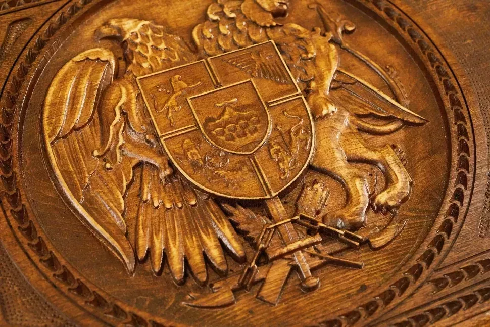 Нарды резные "Герб Армении", Mkhitaryan